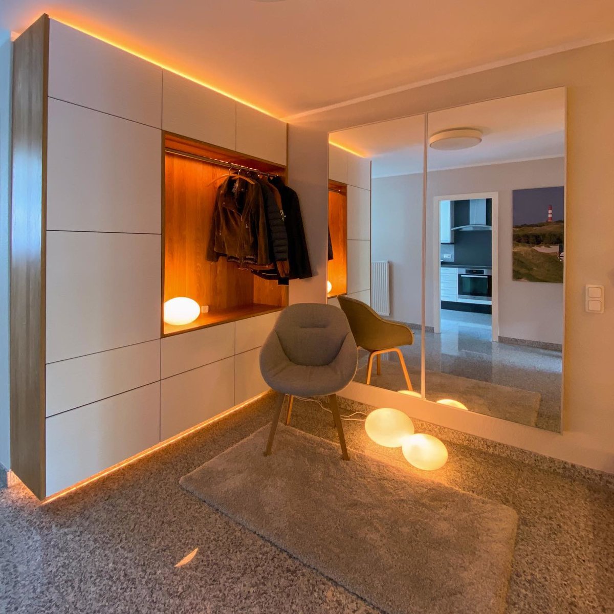 Philips Hue Flourish Table Lamp Review: One of the Few Smart Lamps That Actually Feels Like Decor Philips Hue Flourish Table Lamp Review: One of the Few Smart Lamps That Actually Feels Like Decor