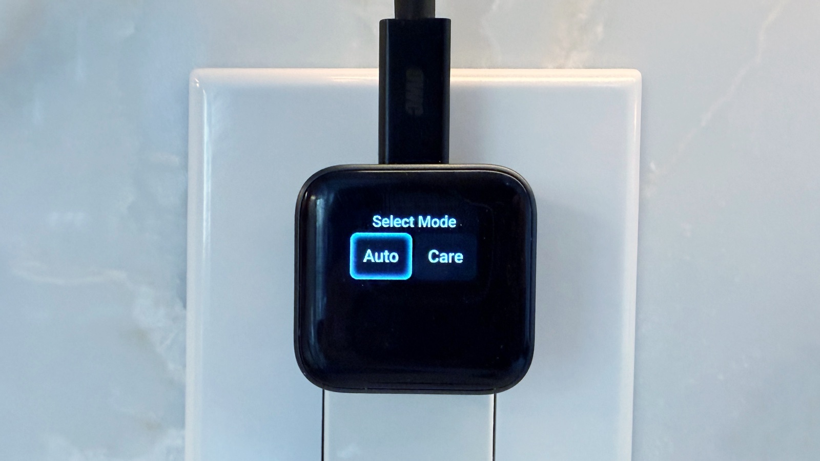 Anker Nano Charger Against the Obvious Alternative: Which One Makes More Sense? Anker Nano Charger Against the Obvious Alternative: Which One Makes More Sense?