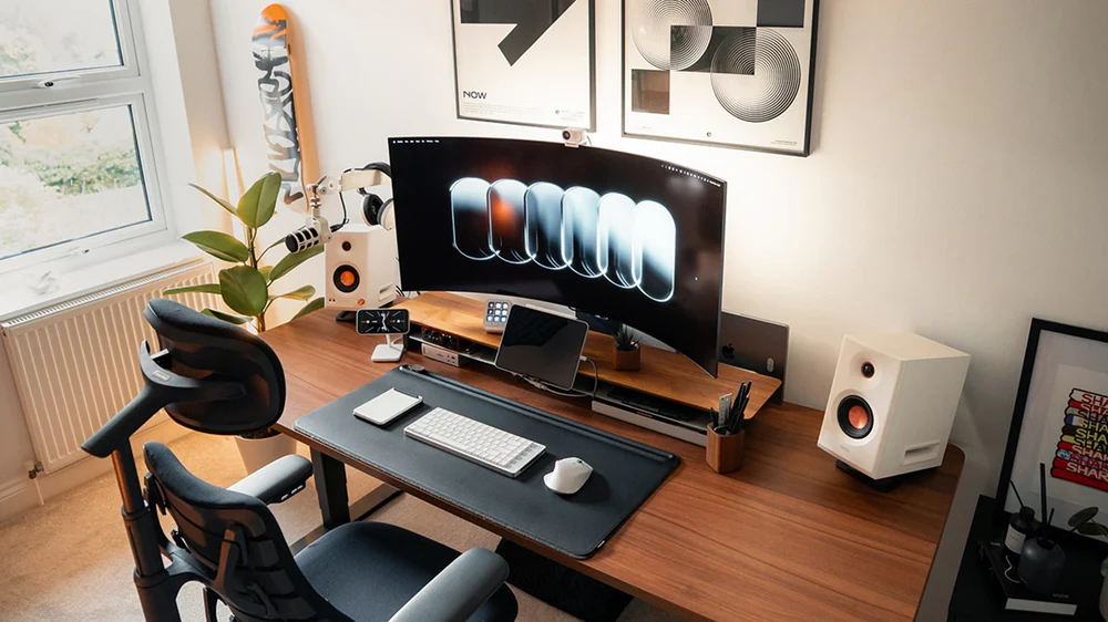 LiberNovo Omni Review: A wildly comfortable chair with a few expensive risks LiberNovo Omni Review: A wildly comfortable chair with a few expensive risks