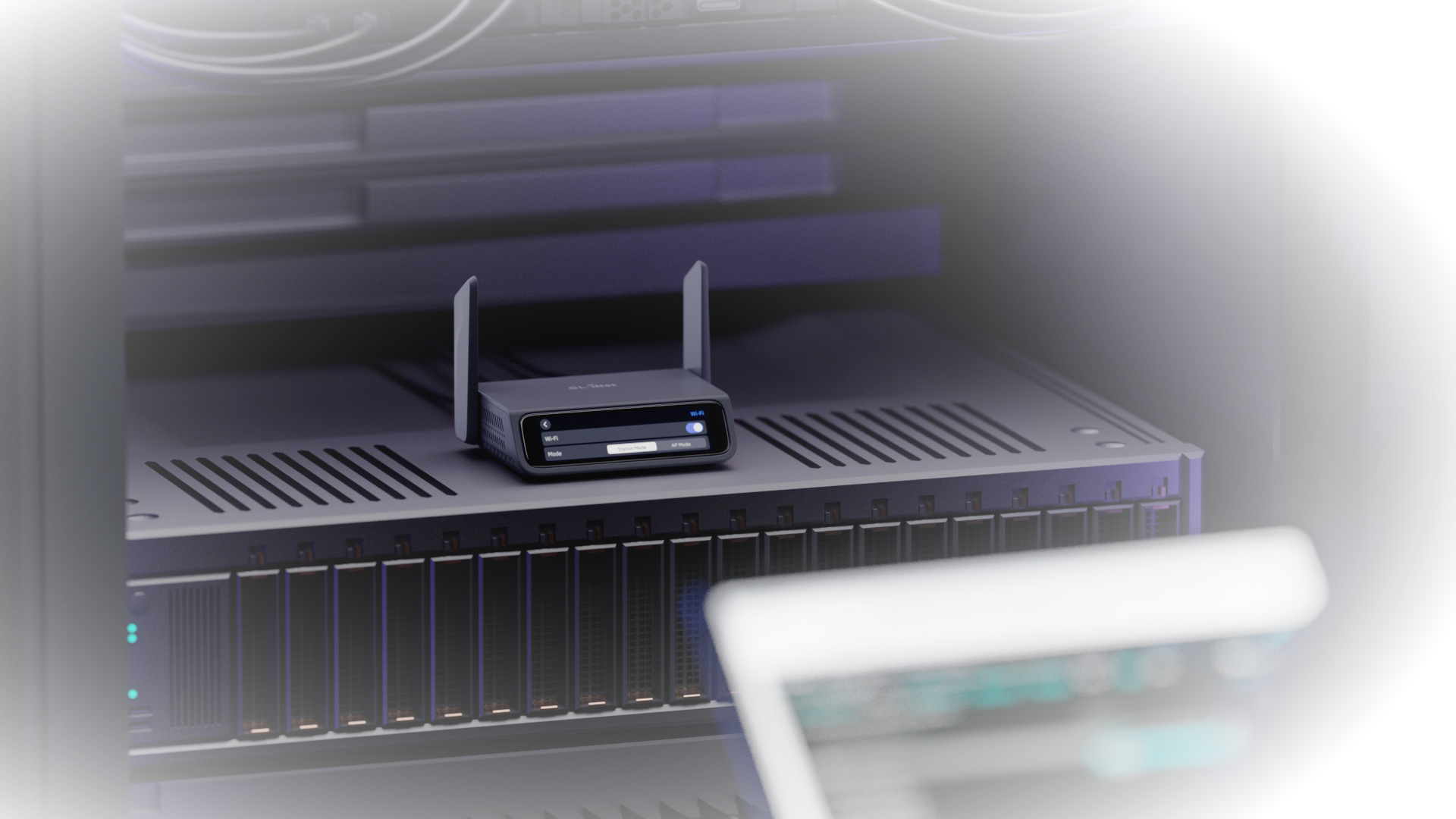 GL.iNet Comet 5G (GL-RM10RC) Review: The Remote KVM We’d Reach for When the Network Stops Cooperating