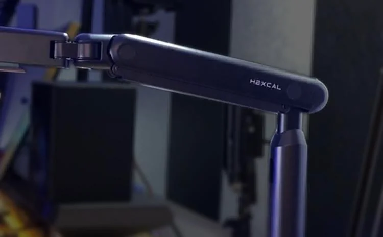 Hexcal Single Monitor Arm Review: Clean Design, Smart Motion, and One Limit You Should Not Ignore