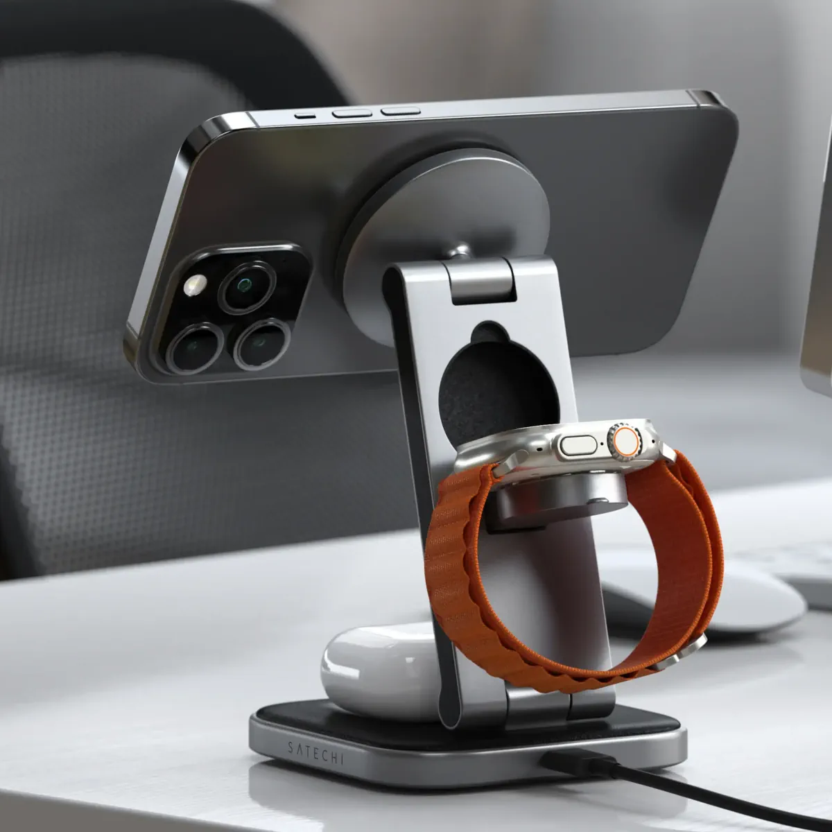 Satechi 3-in-1 Foldable Wireless Charging Stand with Qi2 25W Review: One of the Few Premium Chargers That Actually Feels Worth Paying For