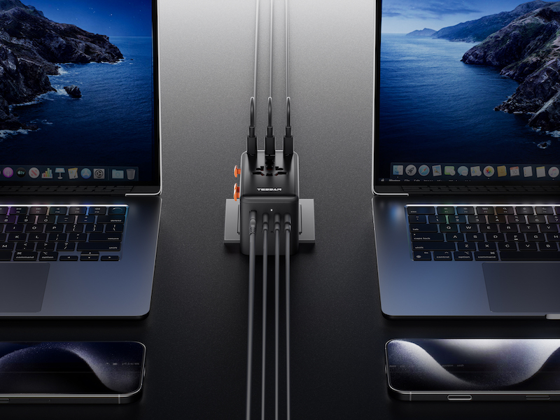 TESSAN Voyager 205 Review: The Travel Adapter That Finally Earns Its Space in Your Bag